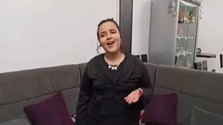 مشوفتش زي امي اشرقت احمد نجمة ذا فويس كيدز تتالق في اغنيتها حصريا وتهديها لكل ام بمناسبة عيد الام دندنها