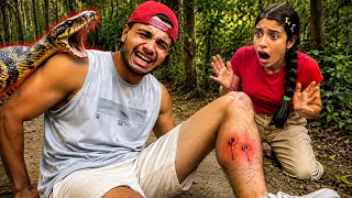 UMA COBRA VENENOSA PICOU ELE ?  *essa trilha é muito perigosa !!