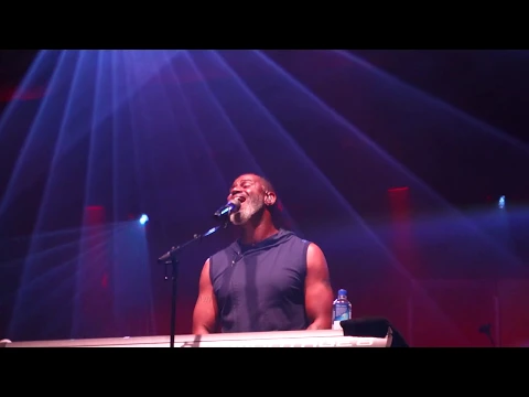 Download MP3 Brian McKnight - Everything (Live)