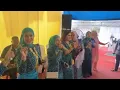 Download Lagu Keseruan putri isnari dan keluarga besar bpk hj.alwi saat kondangan di dondang muara Kaltim🥰❤️