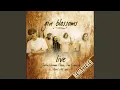 Download Lagu Hold Me Down (Live)