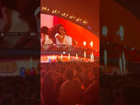 Zivert • Gaz (Live) #vkfest
