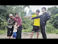 Download Lagu The girl was extremely panic when she saw two men screaming at her house
