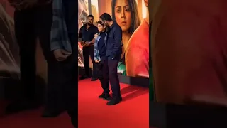 پسر شاه رخ خان یا پسر اجی کدام جذاب استن 