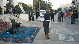 عرض خارجي في الفداوي و فن الحكاية للفنان بوراوي الوحيشي  ج   دندنها