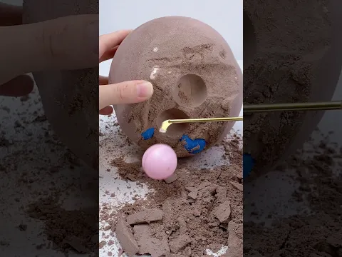 ASMR DIG A MYSTERY FUFUSQUISHY BALL KIT!!