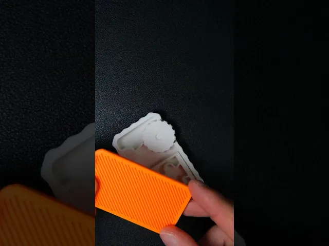 Addi(c)tive Fidget video thumbnail