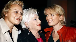 Les copains d'abord : archives inédites et moments intimes de stars