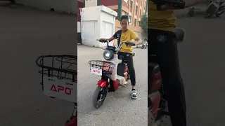 الاسكوتر الكهربائي صوتو عالي جدا 