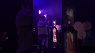 احمد موزه السلطان انا قضيت من حظ البومه ودموعي في عيني مكتومه كل ما اجي احمد موزه  اكسبلور  لايك  دندنها