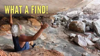 Ep 358 | ISLAND HOPPING and Searching for Aboriginal Rock Art Paintings, Kimberley, Sailing Nutshell