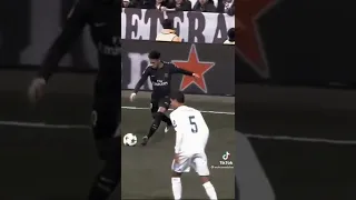 ما بخافش الموت  ما بخافش الموت