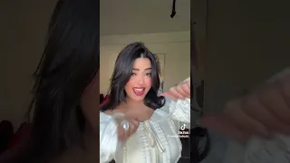 تعالي اقعد خد حجرين 