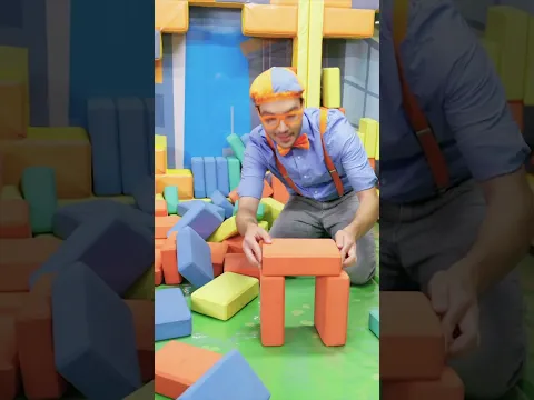¡Blippi construye una torre gigante con bloques! 🧱 #Blippi #Construcción #Bloques #Diversión
