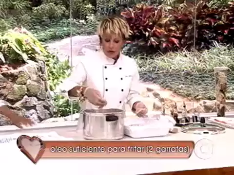 FRANGO À PASSARINHO NA PRESSÃO
