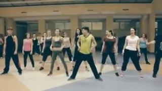 زومبا على اغنية سكله مكله 