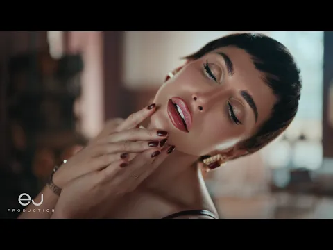 Video Thumbnail: EMINA JAHOVIC - FENIX (OFFICIAL VIDEO)