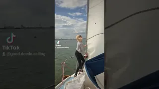 Raising the genoa 😁 #sailing #aroundtheworld #żeglarstwo #boat #sailboat #yacht #