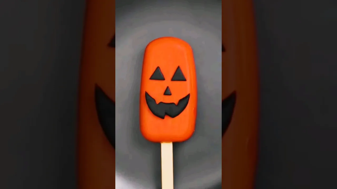 Halloween Pumpkin Cakesicle Decoration   Spooky Treats for the Season 