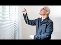 How to remove your Venetian Blind
