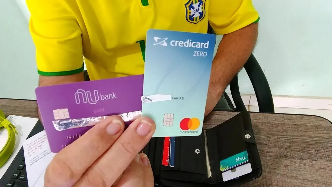NUBANK OU CREDICARD ZERO INTERNACIONAL? QUAL É O MELHOR CARTÃO DE CRÉDITO NO MOMENTO?