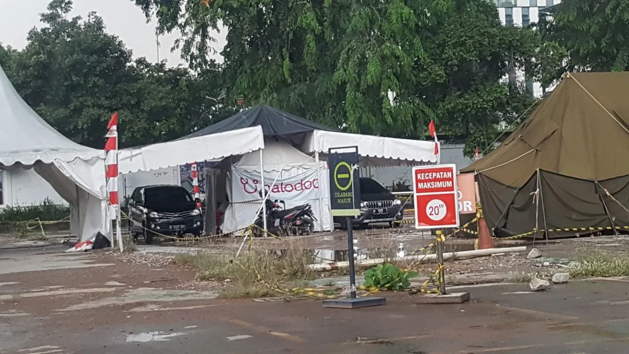 Layanan Drive Thru Rapid Test Temukan Pengendara Positif Corona. 