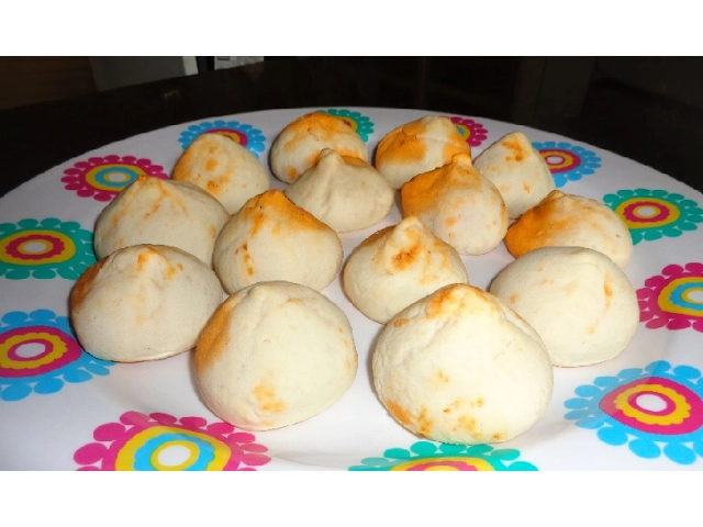 COXINHA COM MASSA DE PÃO DE QUEIJO
