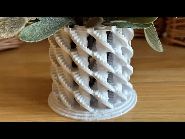 Robert Planter (Small) video thumbnail