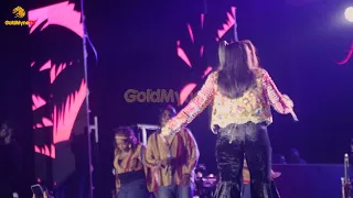 simi performs smile for me at her lagos concert