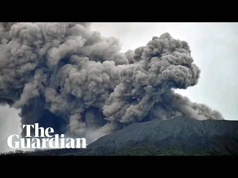 Download MP3 Indonesia: Mount Merapi erupts, killing 11 climbers