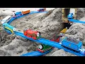 Download Lagu Thomas \u0026 Japanese train Plarail ☆ Had fun playing with friends at the beach and in the garden!
