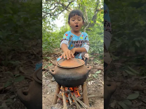 Jungle Mom: Useful and Claver with forest mom #camping #outdoors #bushcraft