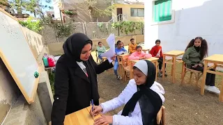 بنت صغيره في لجنة الامتحان   شوف حصل ايه    دندنها