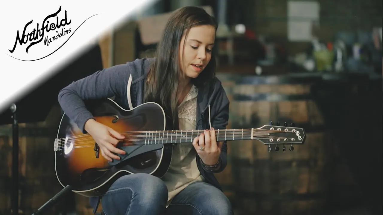 Marshall Mandolin Summit 2019 - Sierra Hull - Middle of the Woods Marshall Mandolin Summit 2019 - Sierra Hull - Middle of the Woods