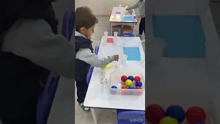 نشاط حركي تصنيف أشكال هندسية وربطها بالالوان زياده تركيز 