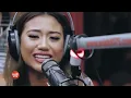 Morissette performs "Naririnig Mo Ba" LIVE on Wish 107.5 Bus