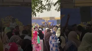 نيالا الفنانه يمن يحيجانسي وقع 