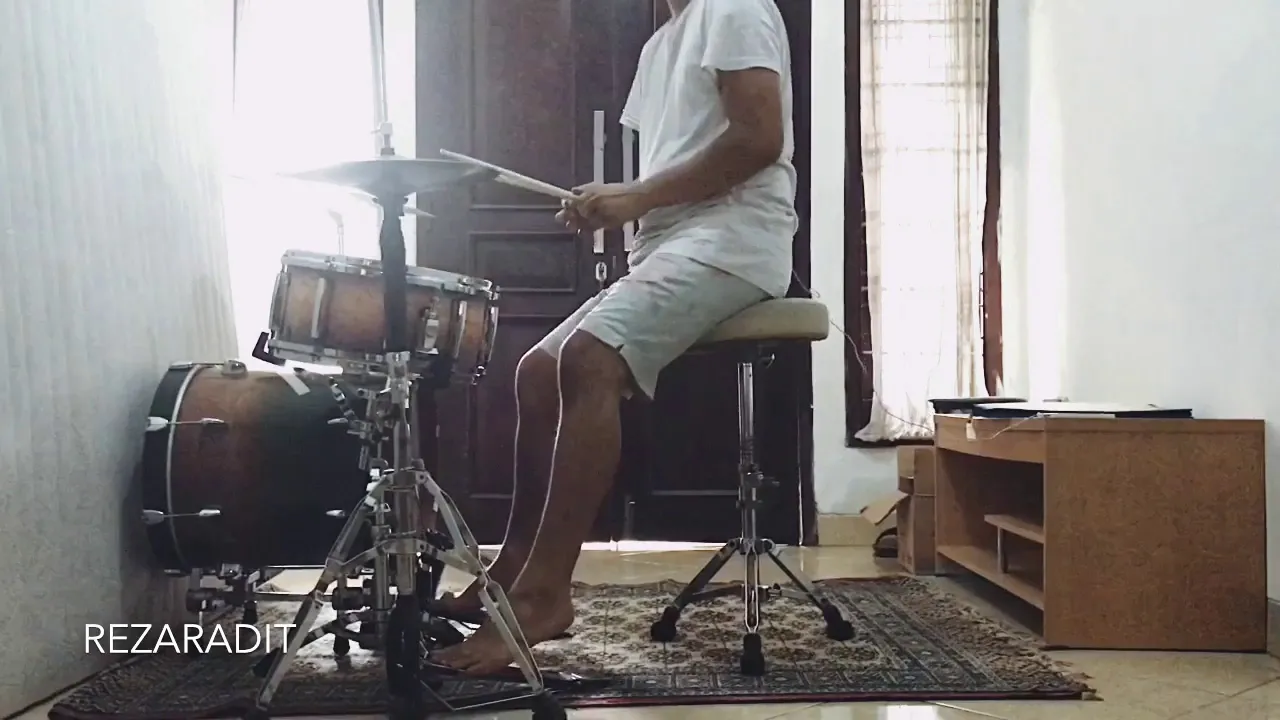 HONNE - Crying Over You ◐ ( COVER DRUM ) HONNE - Crying Over You ◐ ( COVER DRUM )