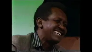  أرشيف الموسيقى السودانية    رسلي لي بريدك   عبد العظيم حركة عليه رحمة الله  دندنها