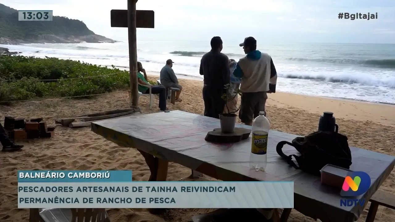 Pescadores artesanais de tainha reivindicam permanência de rancho de pesca