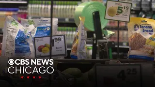 SNAP benefits end for 150 000 people in Illinois on Friday