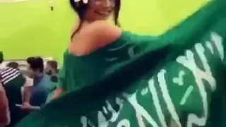 بنت سعوديه في روسيا من دون عبايه لايفوتكم لاتنسون الايك والدعم 