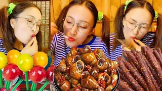 點名要變態鞋底辣條、大辣片吃完直接跑?二妮連環換零食把老闆娘整崩潰了!#童年小賣部 #懷舊零食