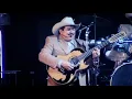 Los Cadetes De Linares - No Hay Novedad (En Vivo Desde Houston, TX.)