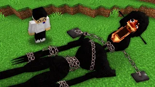 MOLESTANDO a SARAH en Minecraft...