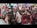 Download Lagu TRI Suaka bawa anak isteri busking di bukit bintang dgn genji buskers-AKU BUKAN JODOHNYA