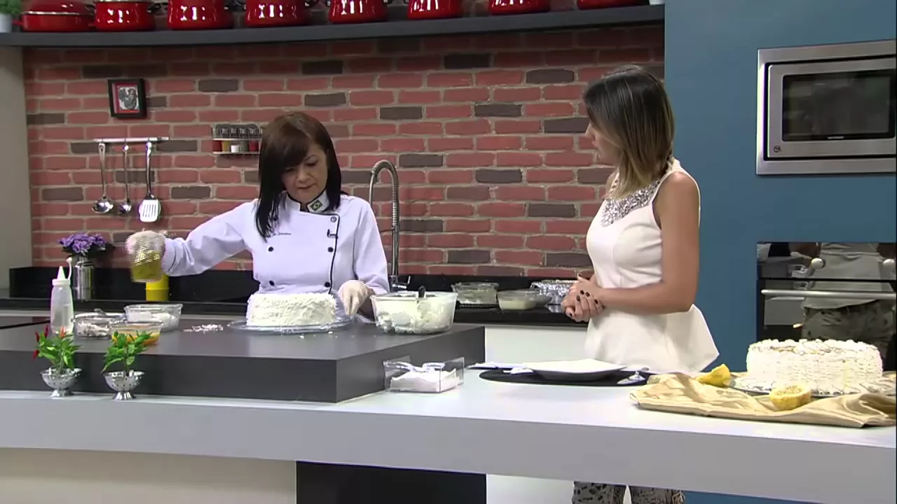 RECEITAS BOM SABOR 20/11/2013 BOLO COCADA DE MARACUJÁ
