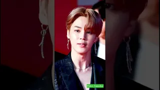 Watch Jinin Being Bumped On Head By A Huge Ballon Jimin Bts Btsshorts 