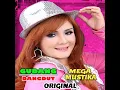 Hitam Bukan Putih - MEGA MUSTIKA