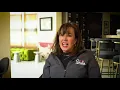 Restaurant owner adjusts looks ahead
